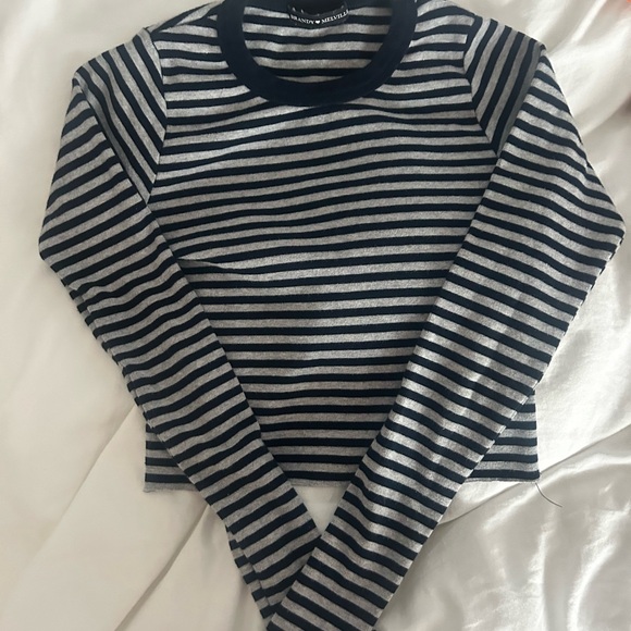 brandy melville stripped long sleeve top - Picture 1 of 2